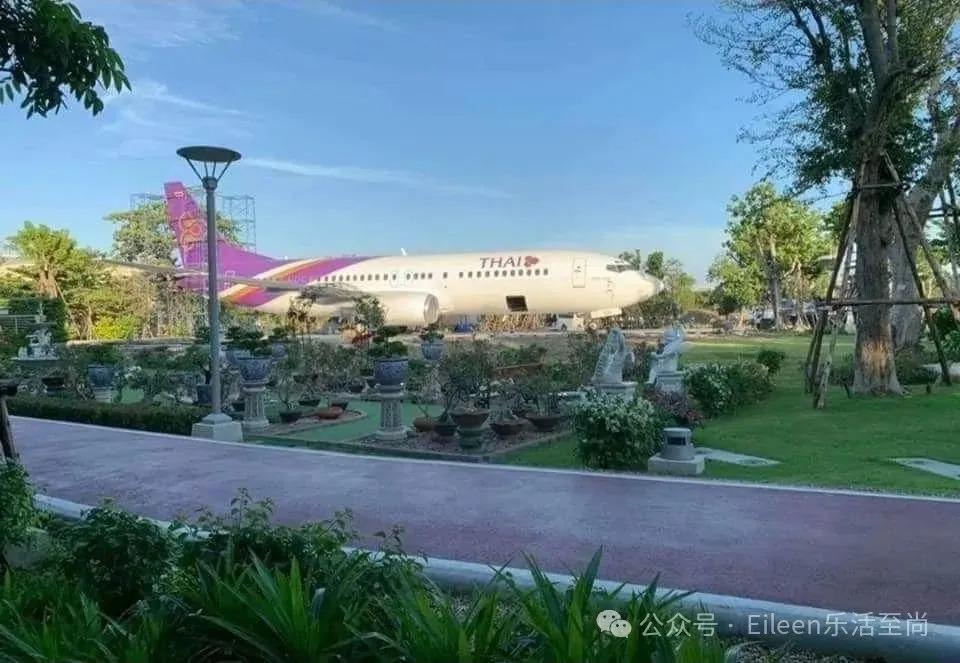 贵妃彻底失宠？9300亿王后又变美的泰王室有什么样的泼天富贵