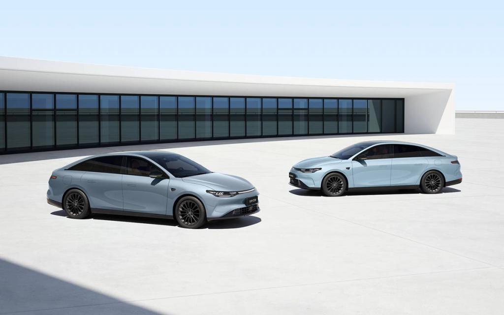 极氪卷完，零跑接着卷，16 万 的 C10 就有激光雷达 Orin-X 骁龙 8295