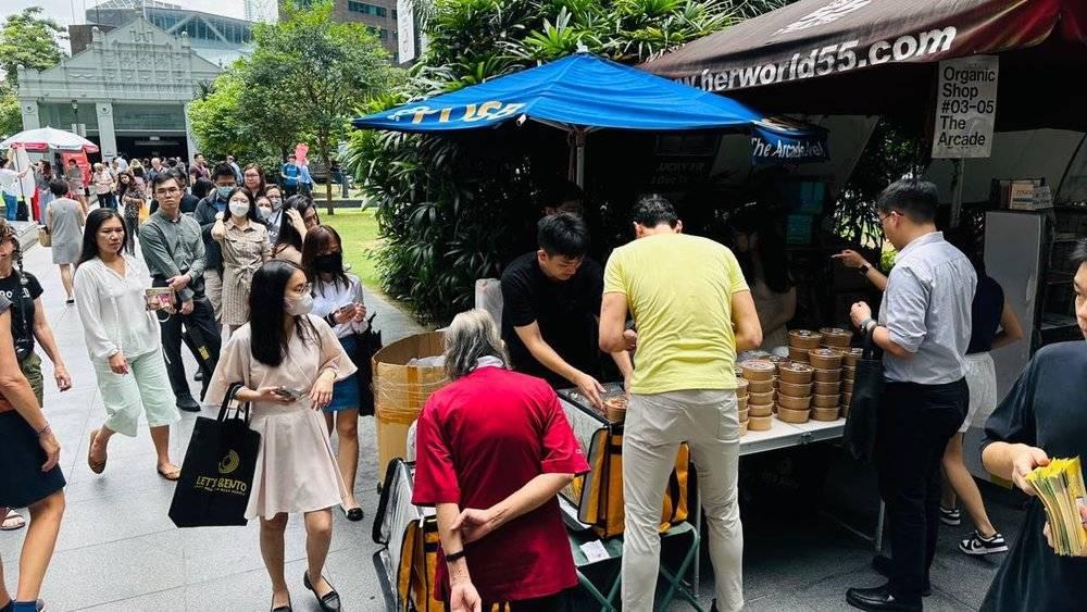 我在新加坡做外卖生意,收入过亿