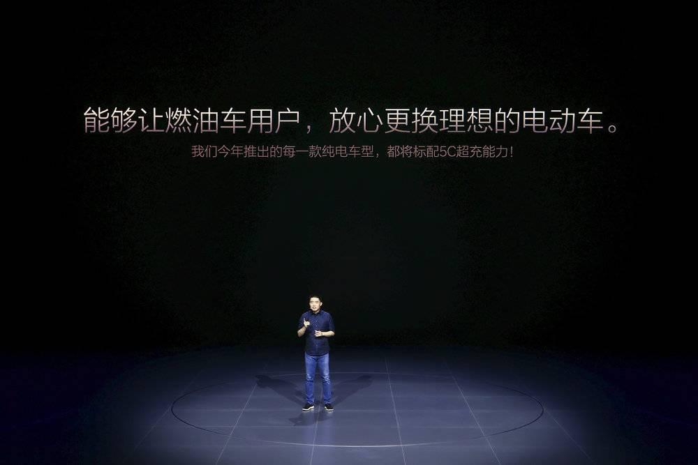 理想MEGA，能卖得过宝马X5吗？