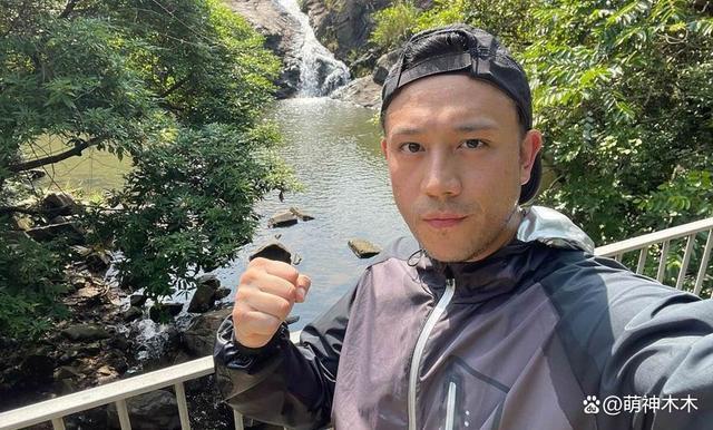 40岁港星网络乞讨!曾因劈腿五女翻车,儿子患上自闭症
