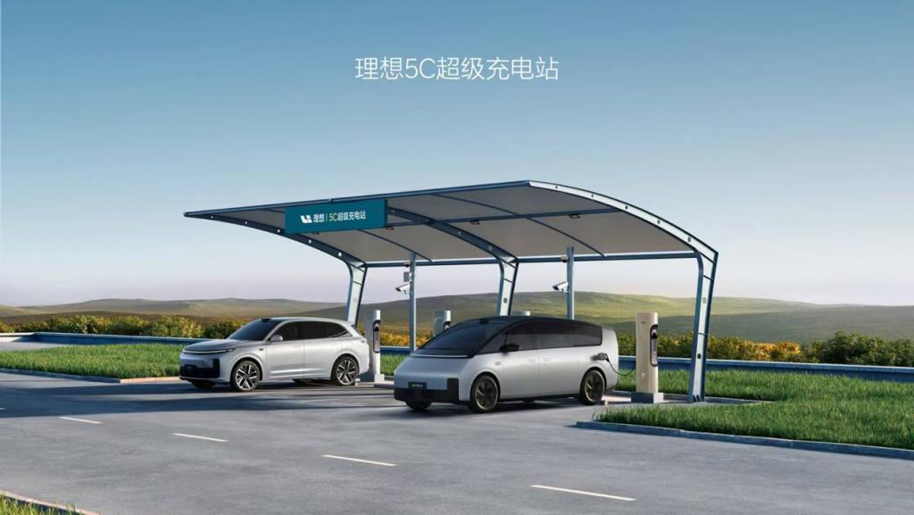 理想 MEGA 凭什么卖 56 万？