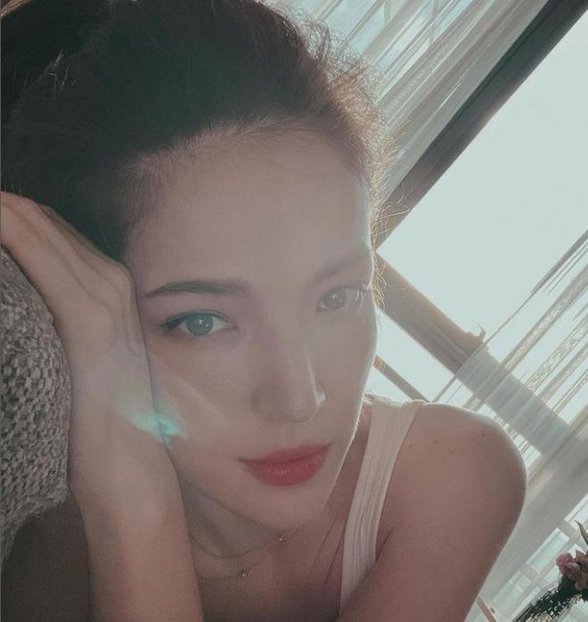 许玮甯邱泽婚礼进度曝光，目前许玮甯正在备孕中