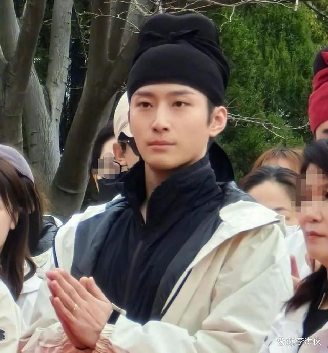 赌王三太低调庆70大寿，赌王去世后，姨太太们追求舒服