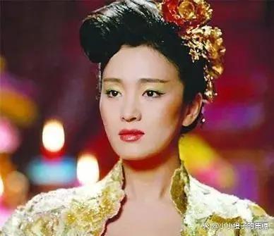 张艺谋和巩俐的“爱情往事”:花费3.6亿圆巩俐女皇梦