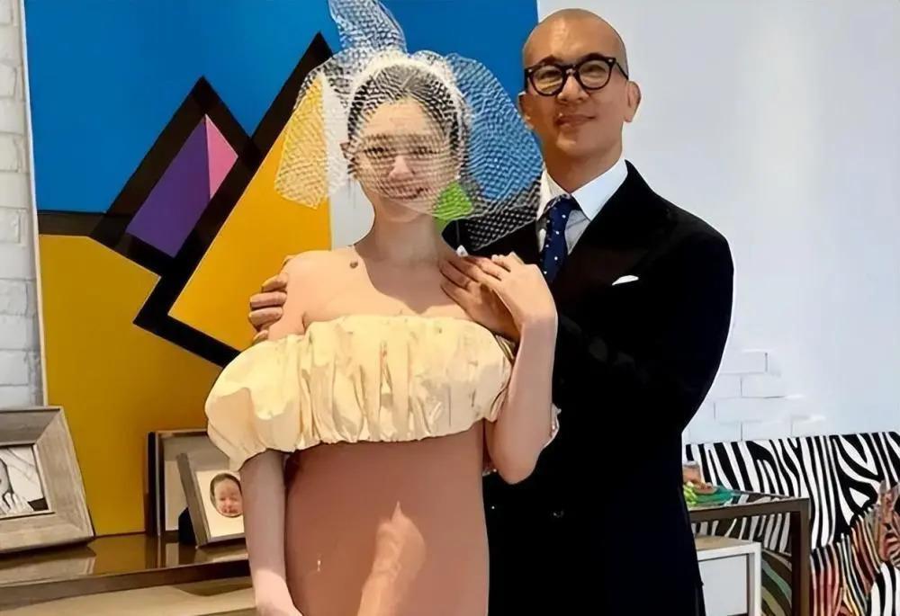 太尴尬！大S裙子被扒是汪小菲买的，连鞋子、发卡也都是前夫买的