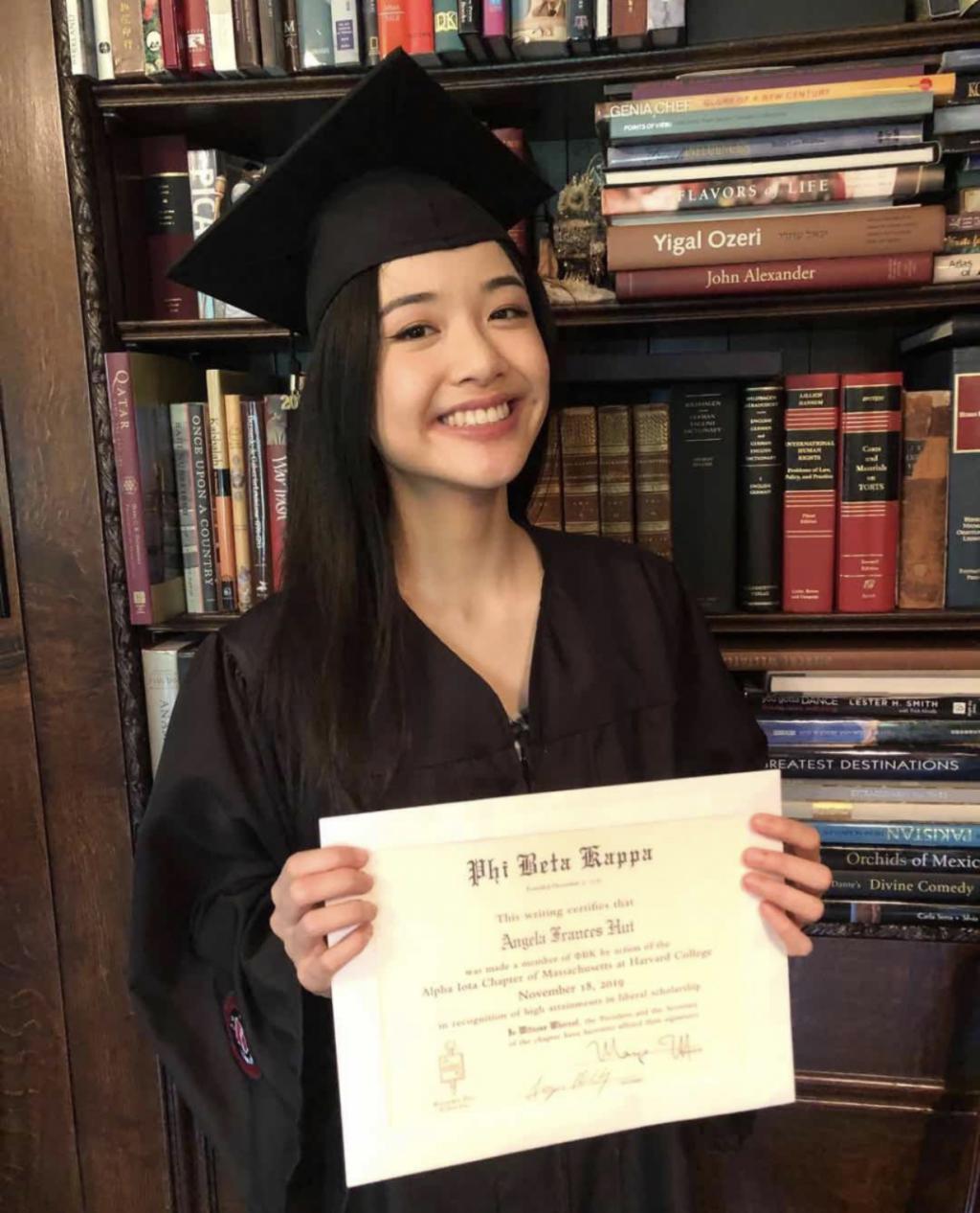 还记得影后陈冲吗？两个女儿都毕业于世界顶级名校？