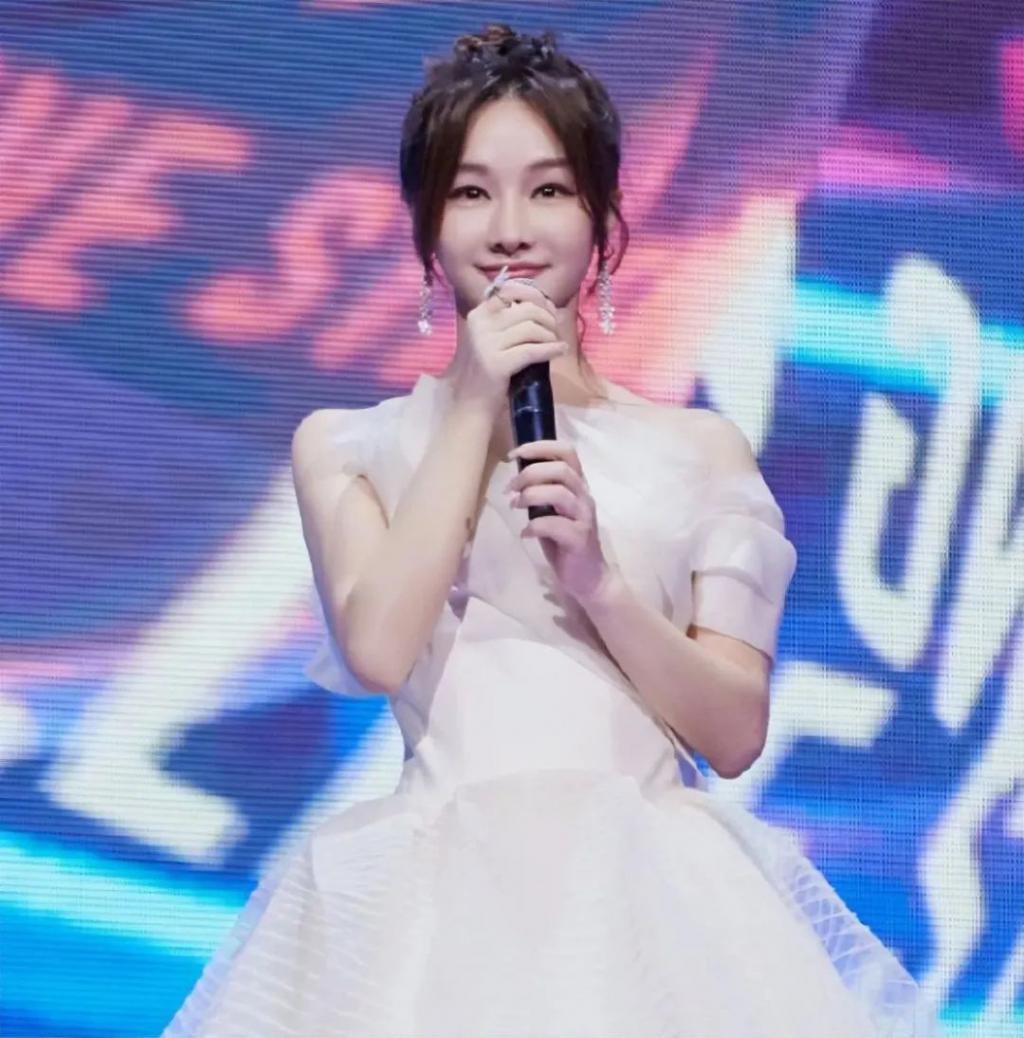 《浪姐5》会出现第二个王心凌吗？看了名单，我就看好她