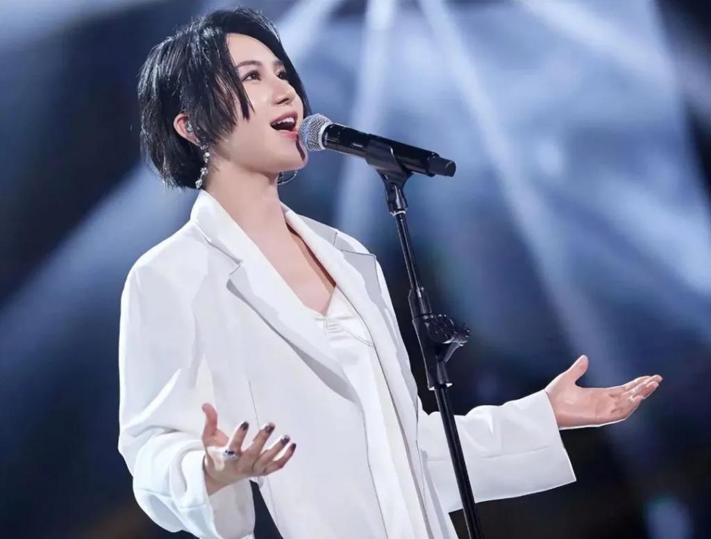 《浪姐5》会出现第二个王心凌吗？看了名单，我就看好她