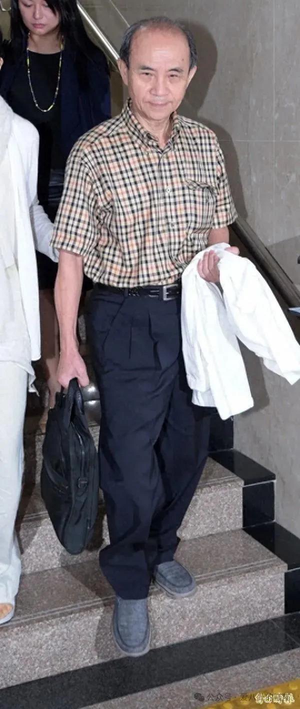 大S生孩子了？网友晒出多种证据，证明大S疑在哺乳期