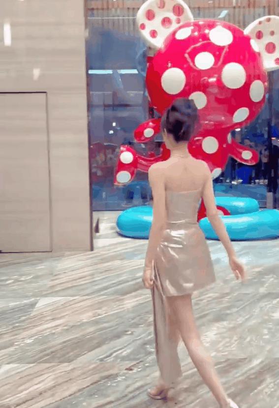 郭碧婷用珠圆玉润的身材，给白幼瘦女星上了一课