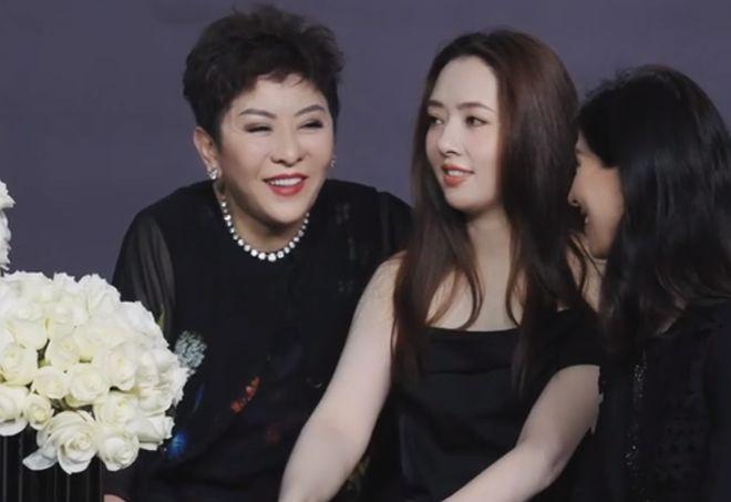 郭碧婷用珠圆玉润的身材，给白幼瘦女星上了一课