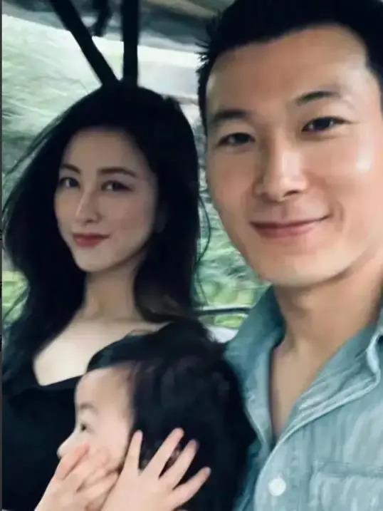 朱珠晒度假照，这才是明星真实身材！网友：和自己和解了