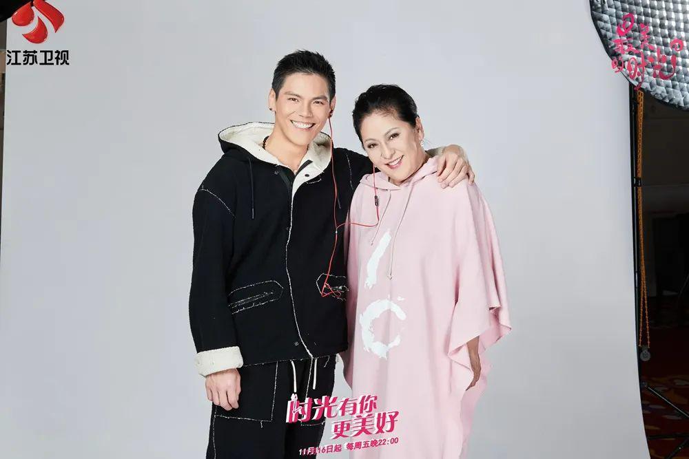 辣眼睛!!资本家的丑孩子又来了?