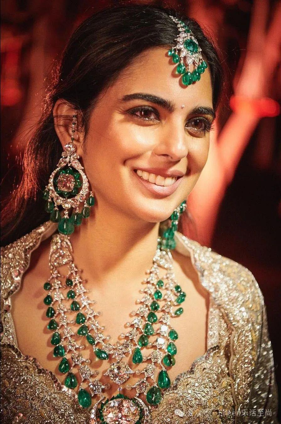 戴15亿珠宝迎娶千金？第一豪门的富贵花们招来多少名流？