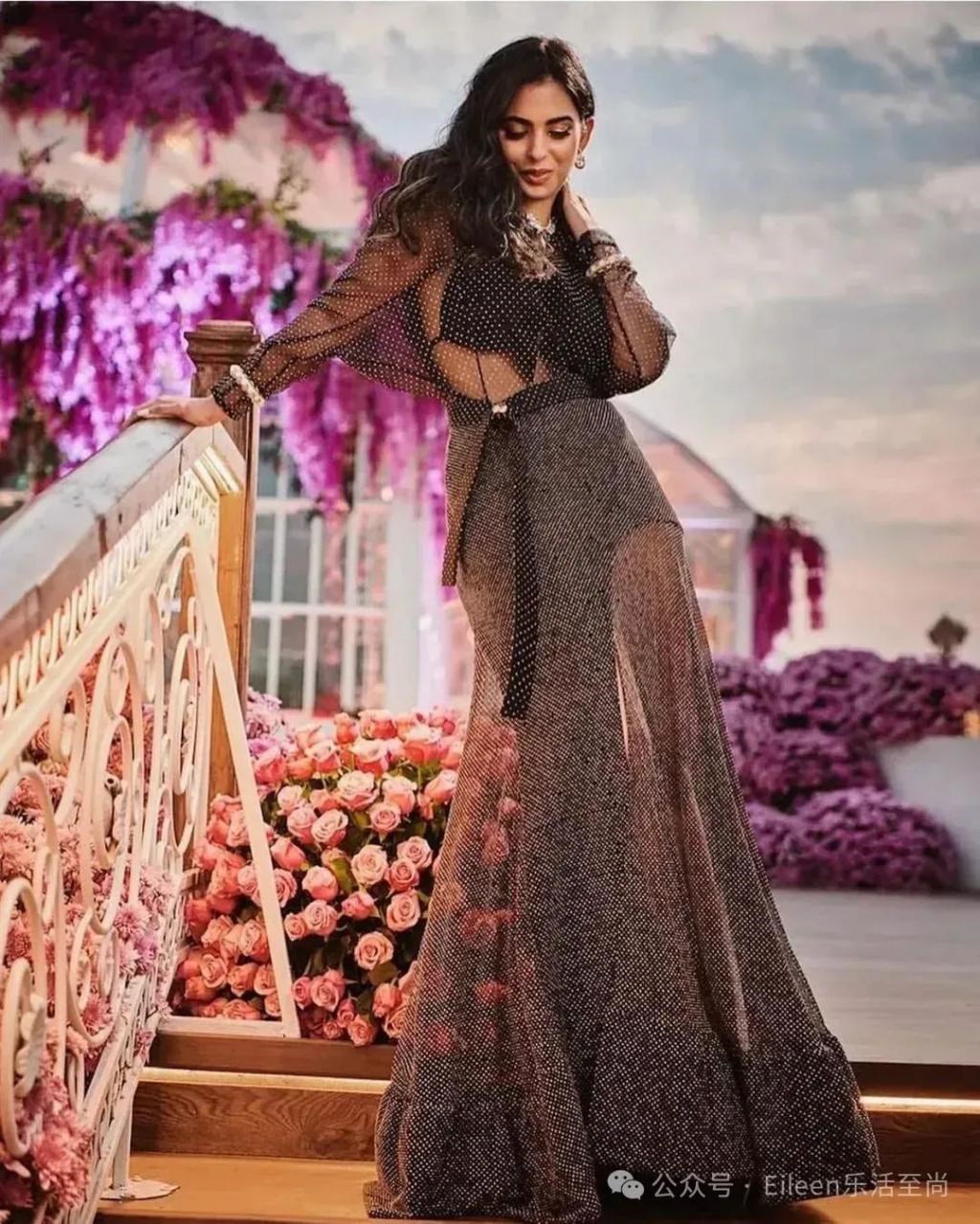 戴15亿珠宝迎娶千金？第一豪门的富贵花们招来多少名流？