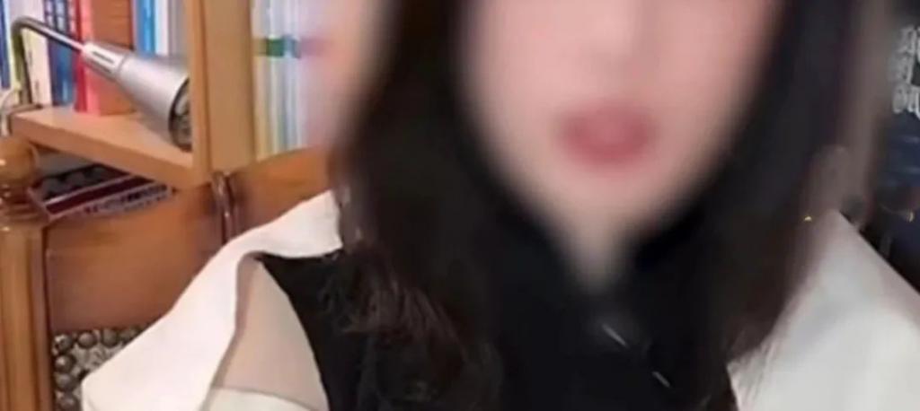 丑闻曝光后她马上直播带货?网友:她很美,但令人作呕