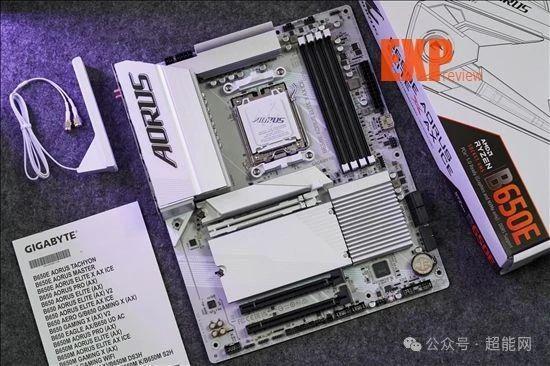 技嘉B650E AORUS ELITE X AX ICE评测：好看易装还有超快USB4