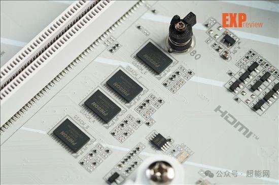 技嘉B650E AORUS ELITE X AX ICE评测：好看易装还有超快USB4