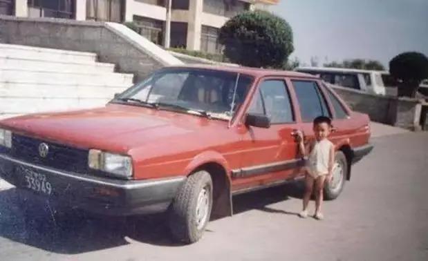 智己汽车陷入“内耗”