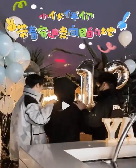 黄圣依高调为儿子庆生，一桌硬菜堪比过年，网友：土豪啊！