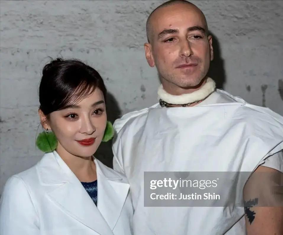 突然就变样了！郭麒麟胖成球，吴昕认不出，石头成大男孩了