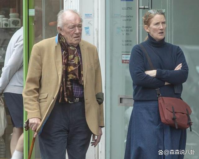 “邓布利多”扮演者遗产全留给原配，情人及私生子未得分文