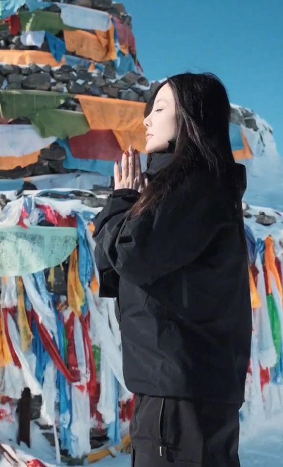 甜馨频遭网暴而销号退网，李小璐发文维护，网友力挺