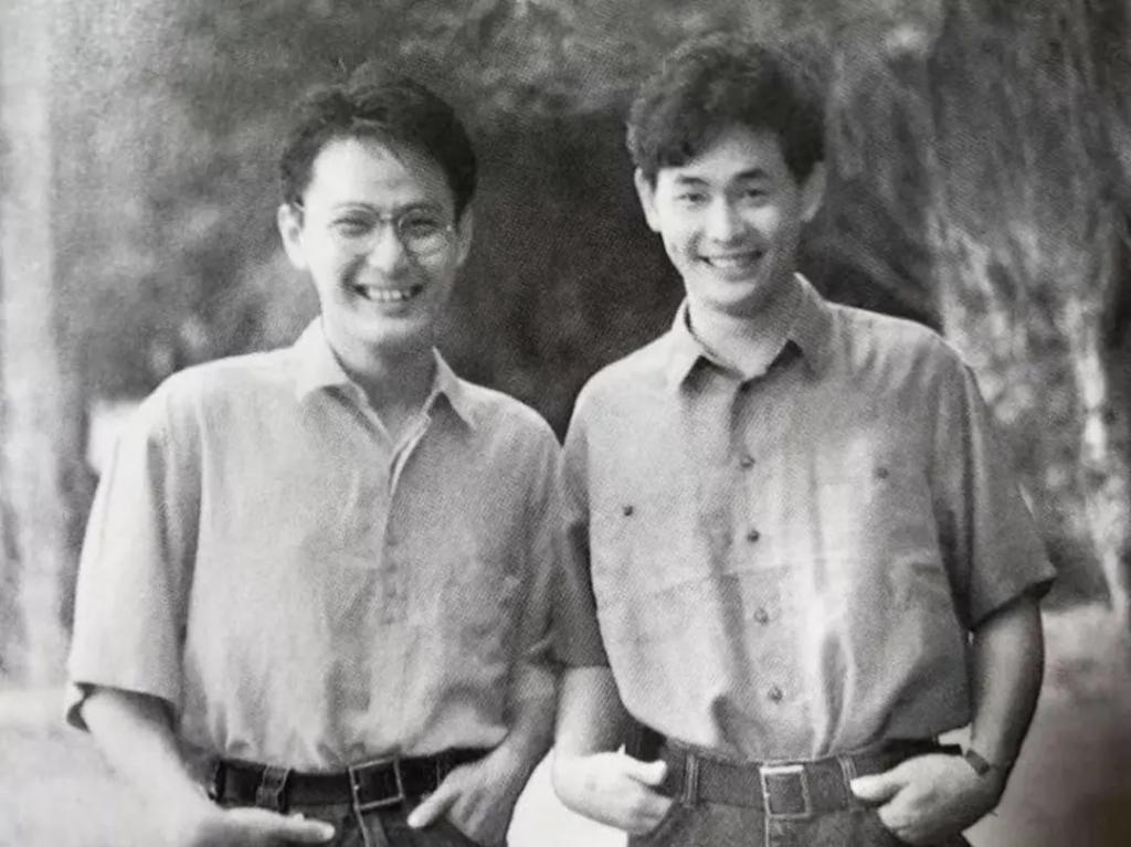 时代缝隙里的老歌手们，过得不要太滋润……