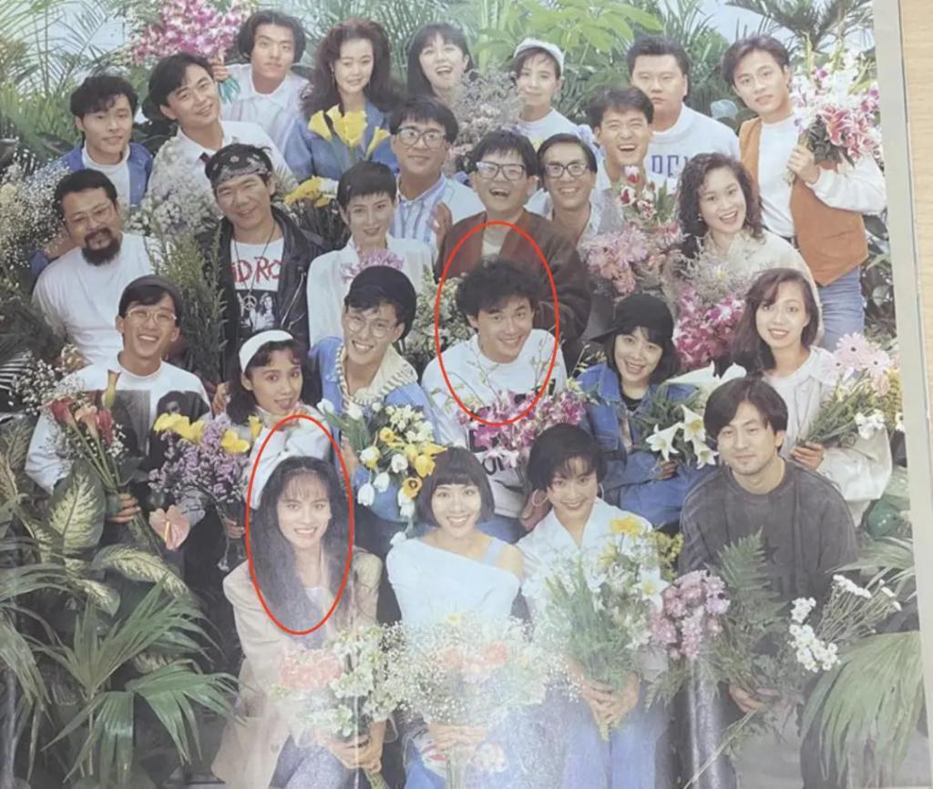 时代缝隙里的老歌手们，过得不要太滋润……