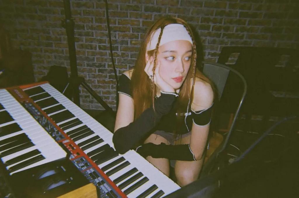 时代缝隙里的老歌手们，过得不要太滋润……