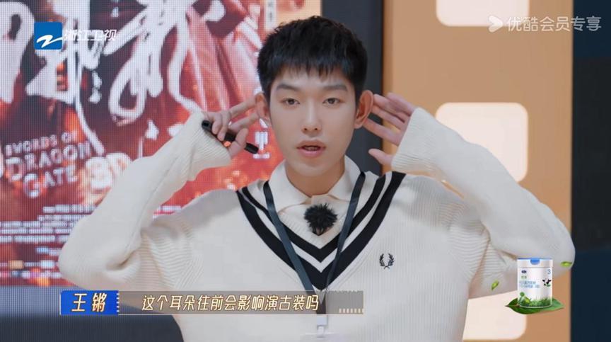 多亏他是男的，要不都怕他乳腺结节？