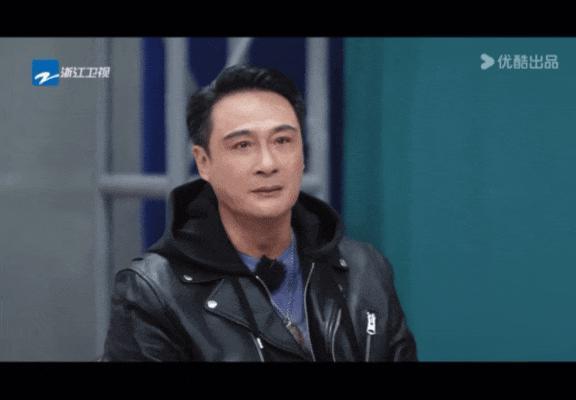 多亏他是男的，要不都怕他乳腺结节？
