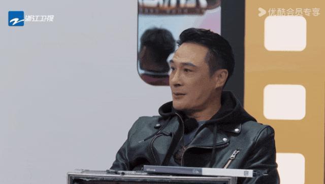 多亏他是男的，要不都怕他乳腺结节？