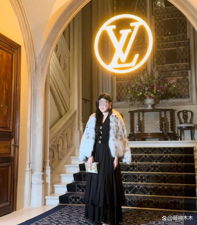 周冬雨耍大牌风波升级，又有VIP博主吐槽脾气大