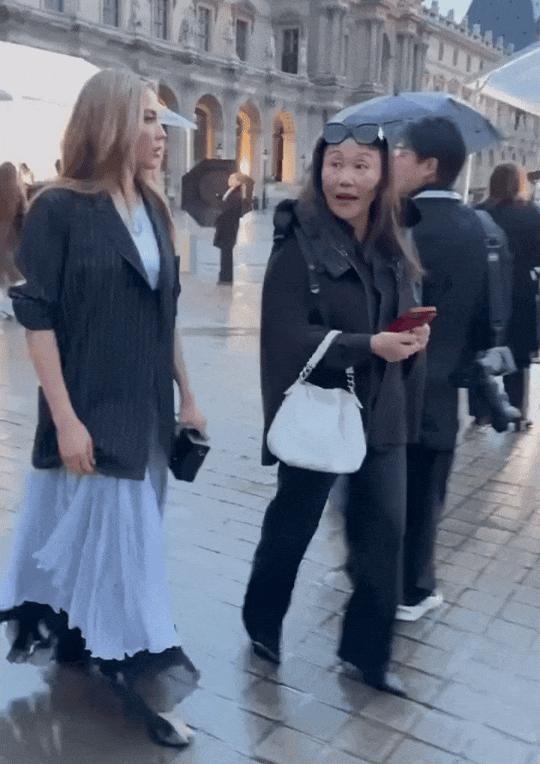 长成这样，要不咱还是别丢人了…