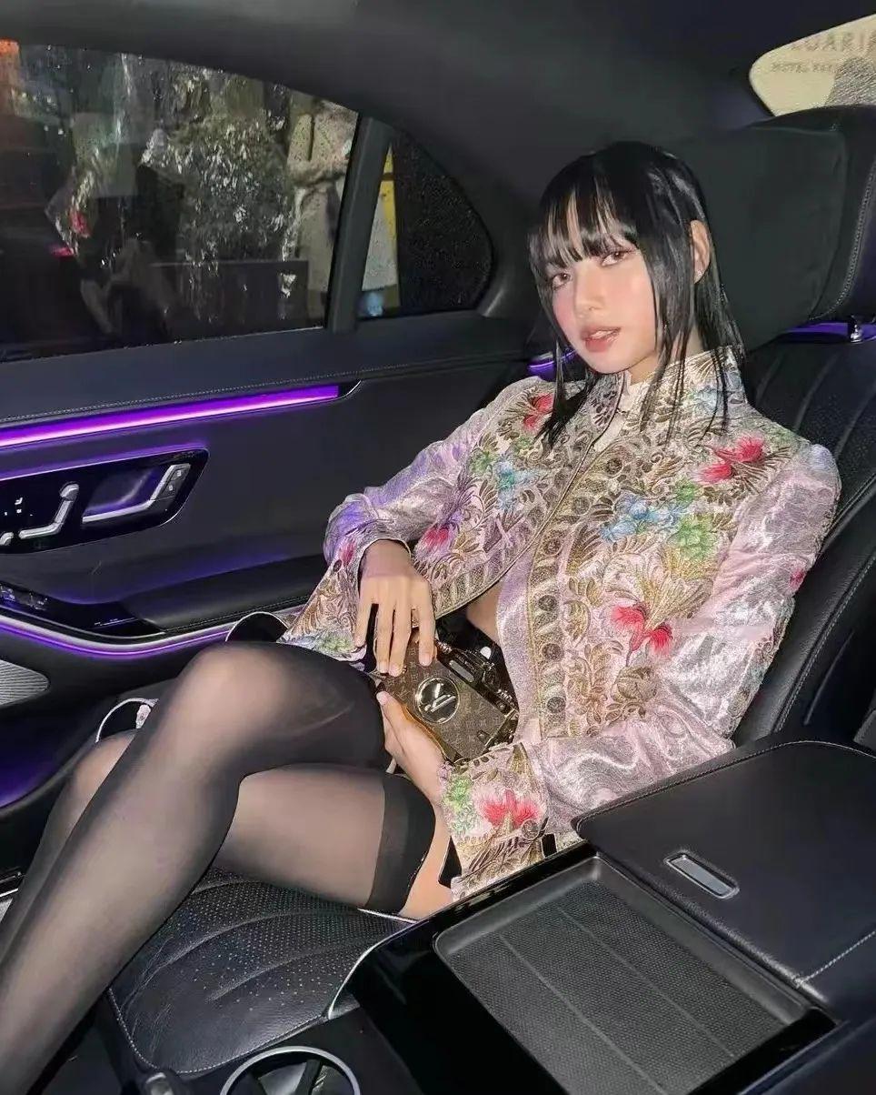 长成这样，要不咱还是别丢人了…