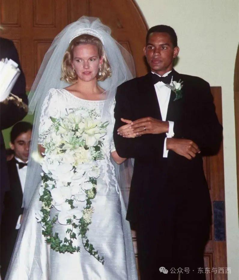 结婚12小时就想离婚，一年减肥90斤，她的生活太炸裂