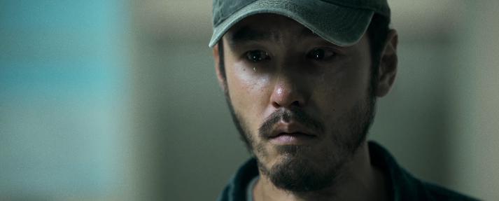 他这过气顶流，翻红靠发疯？