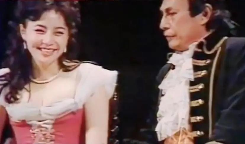 不要看如今的宋丹丹不修边幅，当年的她漂亮到倪萍都被比下去了