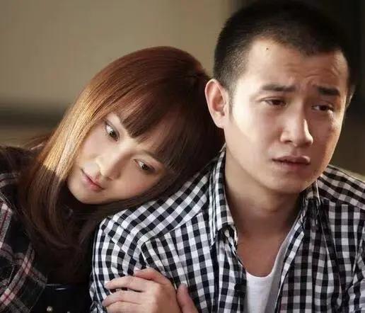 在娱圈“消失”了4年的文章有新恋情？网友差点错认成姚笛