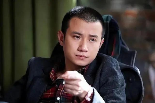 在娱圈“消失”了4年的文章有新恋情？网友差点错认成姚笛