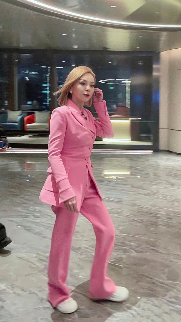 浪姐，是过气女明星最好的医美？
