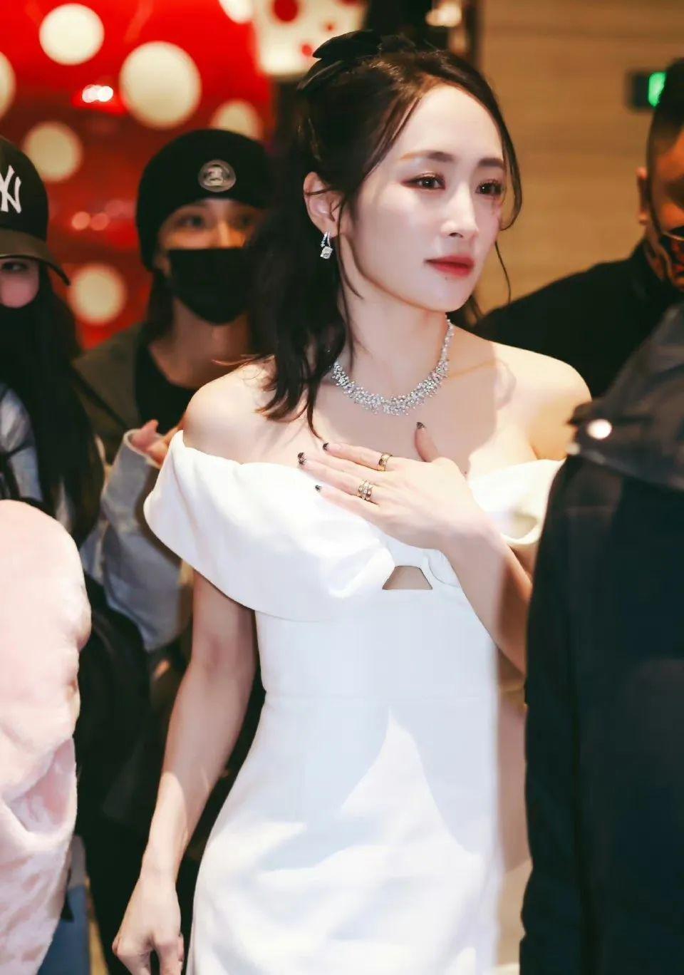 浪姐，是过气女明星最好的医美？