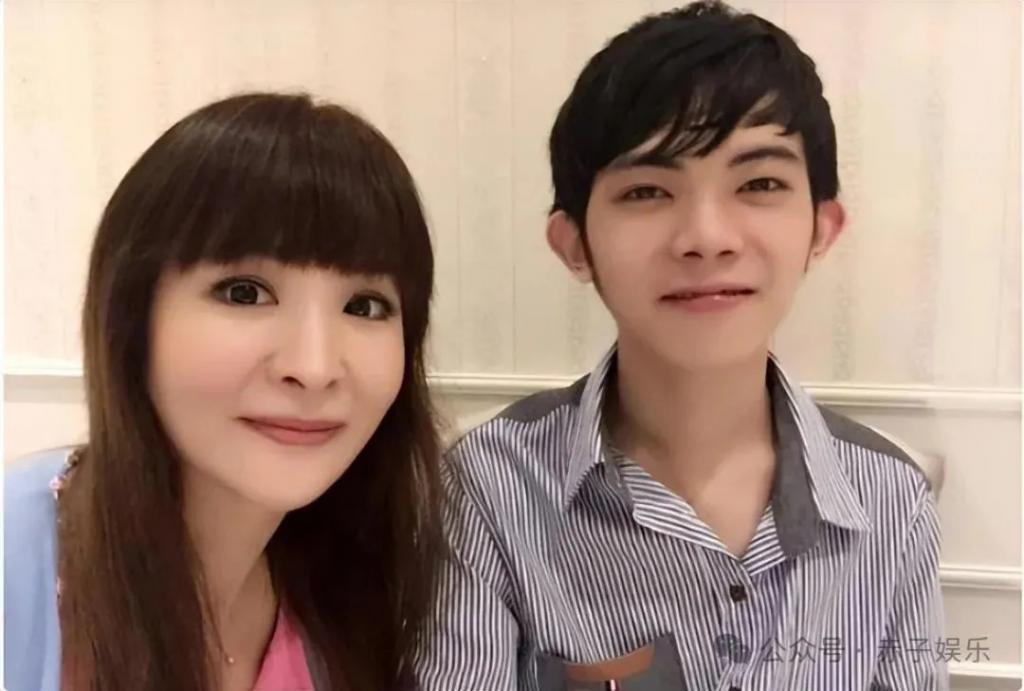 前夫爱上亲妈！演员蒋萍离婚20年仍未和解，痛哭没有娘家也没有家