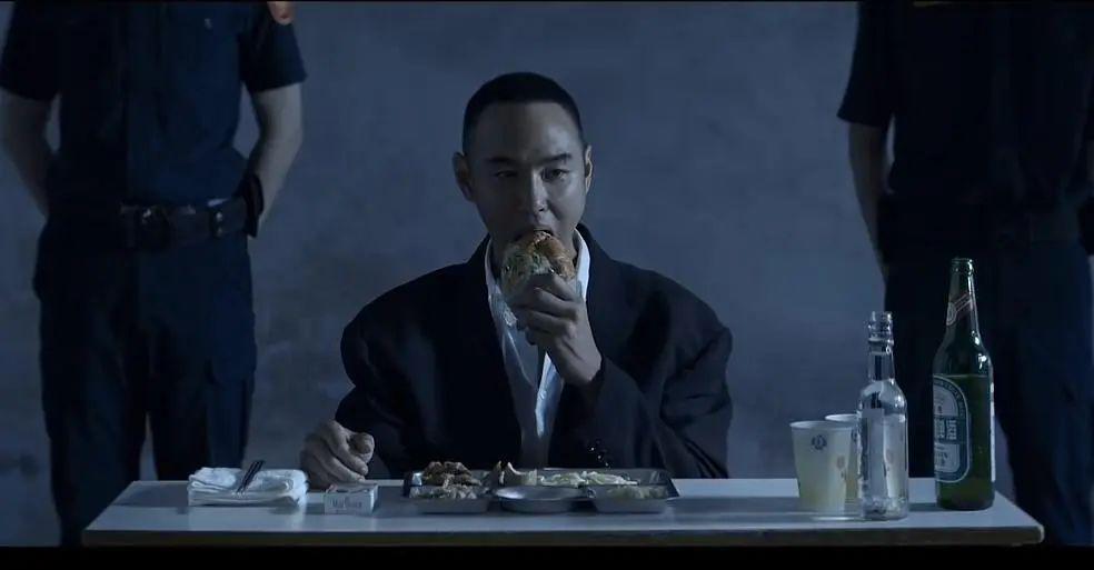 从头到脚皆可替?41岁阮经天这个镜头,给多少流量明星一记耳光