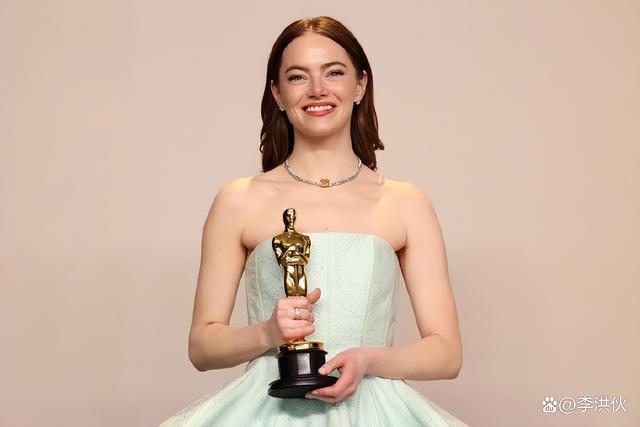 85后石头姐二封奥斯卡影后，内娱的85后们还在争咖位