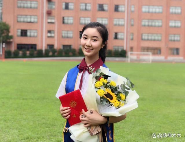 “点读机女孩”调查结果公布！证实视频去年9月拍摄，将依法追责