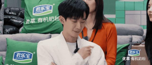 拿烂梗洗白，他们活该被骂烂？