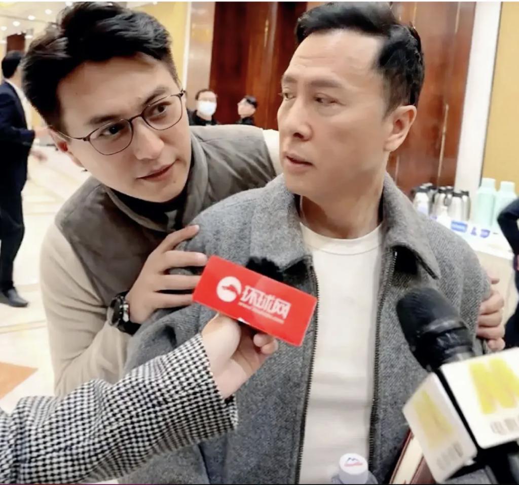 明星开会：靳东甄子丹气场太强，张凯丽是唯一被邀女演员